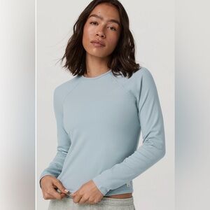 Vuori Women’s Long-sleeve Pose Crew Top